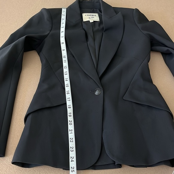 🆕 L’AGENCE Chamberlain Black Blazer- Size 00 - Picture 12 of 13